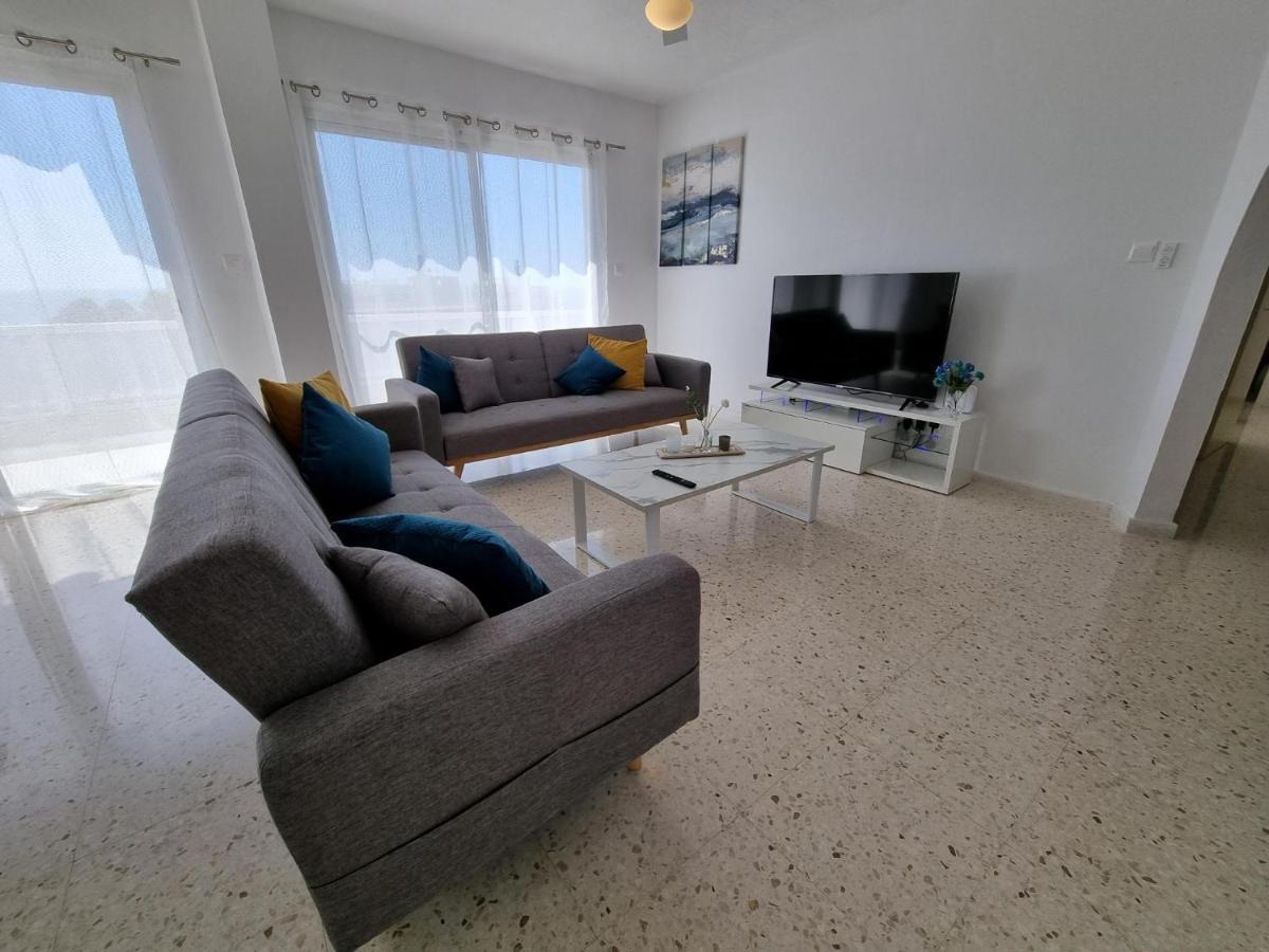 Diamond Sea View Penthouse Apartment Paphos Exterior photo